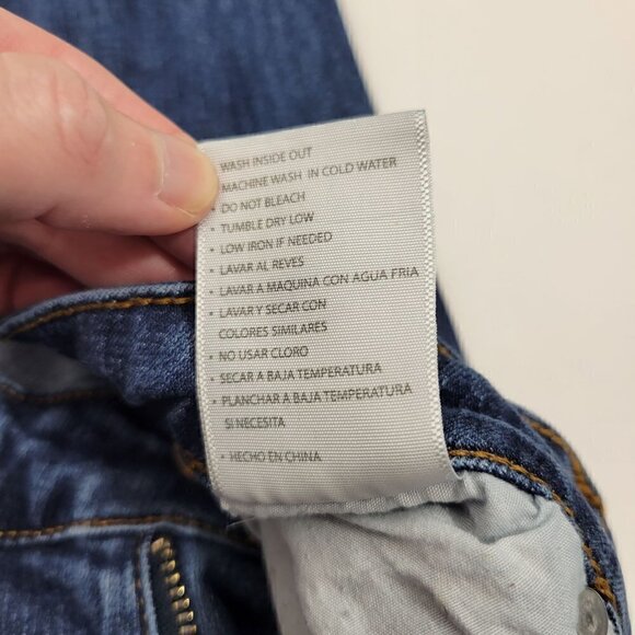 KanCan Women's Austin Mid Rise Skinny Distressed Dark Wash Jeans in a Size 3/25 - Picture 11 of 14